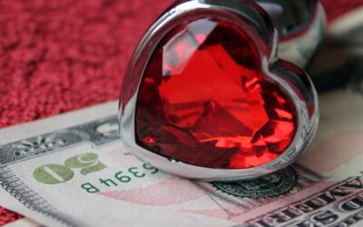 The 3 Best Love and Money Tips